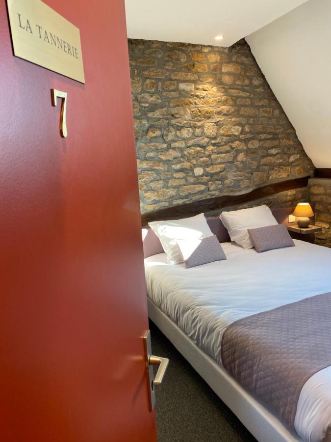 Hostellerie Du Chateau 2* Chateauneuf (Burgundy)